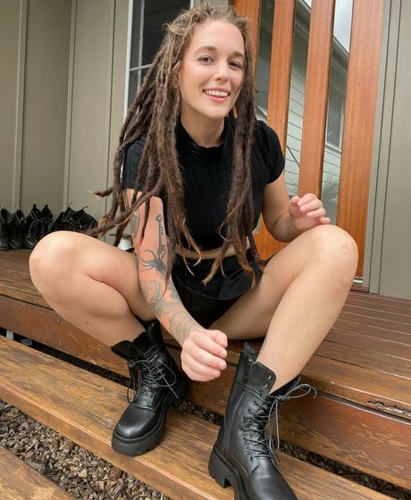Skye Sharp