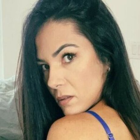 Laura Thomaz