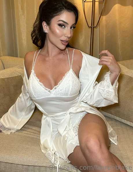 Nacktes geleaktes OnlyFans-Foto von Laurenblake