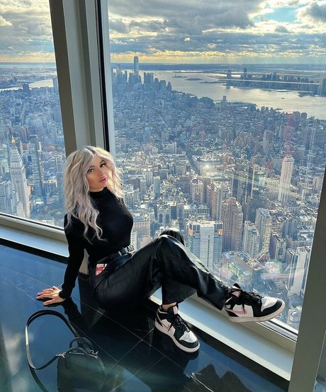 Nacktes geleaktes OnlyFans-Foto von Aesthymes