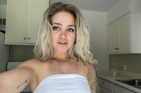 Nacktes geleaktes OnlyFans-Foto von Caseylynnnr