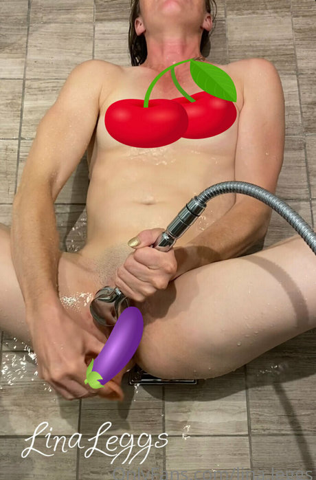 Nacktes geleaktes OnlyFans-Foto von Linaleggs