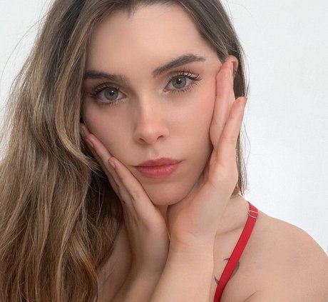 Nacktes geleaktes OnlyFans-Foto von Olivia Herdt