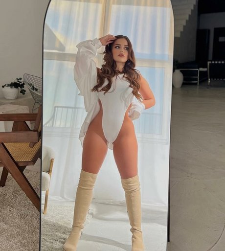 Nacktes geleaktes OnlyFans-Foto von Dana Henninger