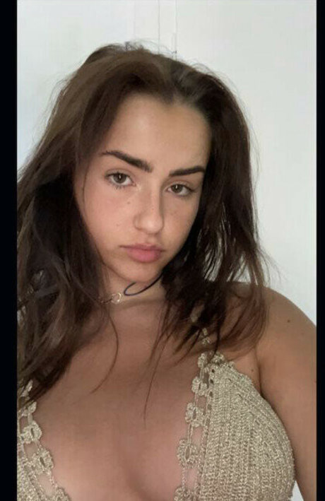 Nacktes geleaktes OnlyFans-Foto von Charlotte Haffner