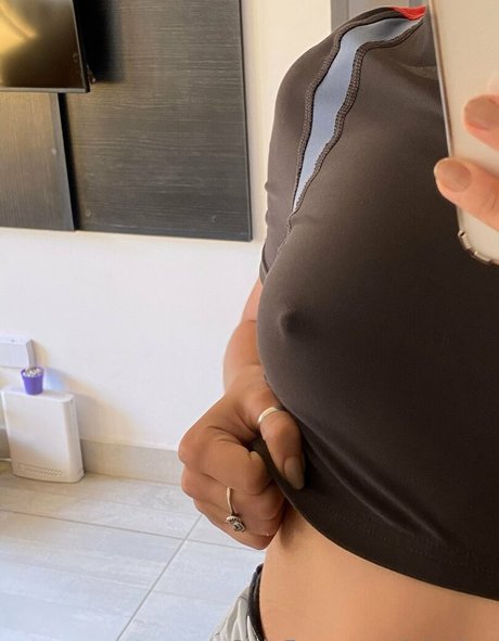 Nacktes geleaktes OnlyFans-Foto von Lolaylen