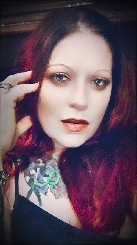 Nacktes geleaktes OnlyFans-Foto von Mistress Heather