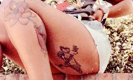 Nacktes geleaktes OnlyFans-Foto von Mj