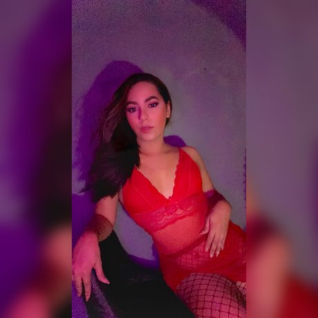 Nacktes geleaktes OnlyFans-Foto von Michelle Zarzavilla