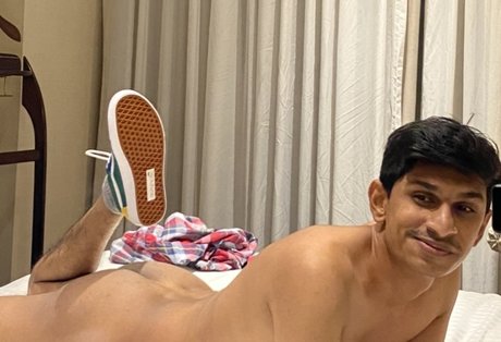 Nacktes geleaktes OnlyFans-Foto von Loverofcb