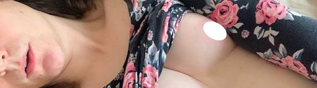 Nacktes geleaktes OnlyFans-Foto von Robyn Hartz