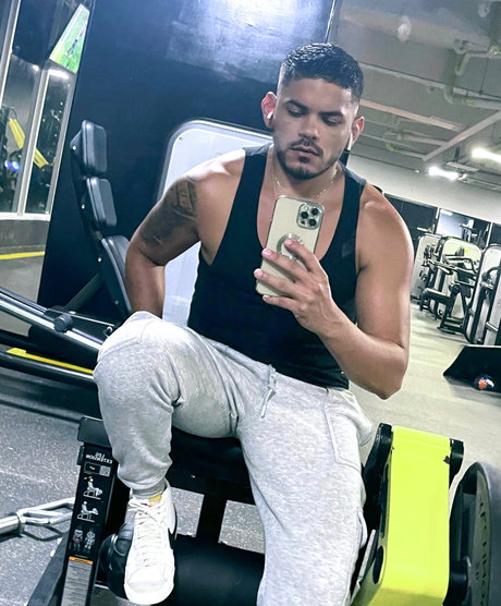 Nacktes geleaktes OnlyFans-Foto von Jhonqavip
