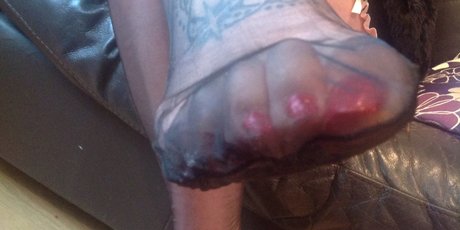 Nacktes geleaktes OnlyFans-Foto von Lady Nylons