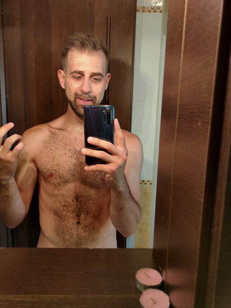 Nacktes geleaktes OnlyFans-Foto von Iceace