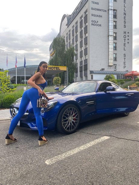 Nacktes geleaktes OnlyFans-Foto von Ladygang