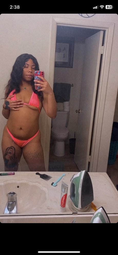 Thatsyellaababe