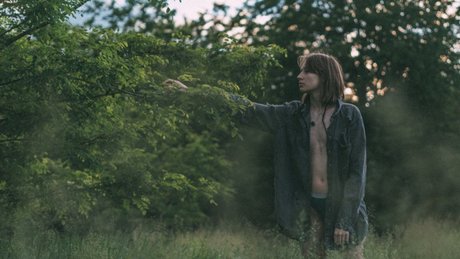 Nacktes geleaktes OnlyFans-Foto von Buckthorn In A Smoking Section