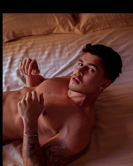 Nacktes geleaktes OnlyFans-Foto von Victor Prado