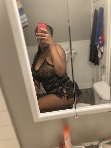 Nacktes geleaktes OnlyFans-Foto von Taste Of Mercy
