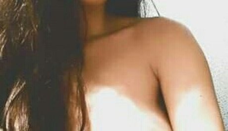 Nacktes geleaktes OnlyFans-Foto von Charlotte
