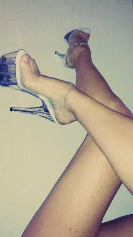 Nacktes geleaktes OnlyFans-Foto von Kate