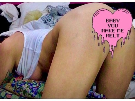 Nacktes geleaktes OnlyFans-Foto von Lola Storm 