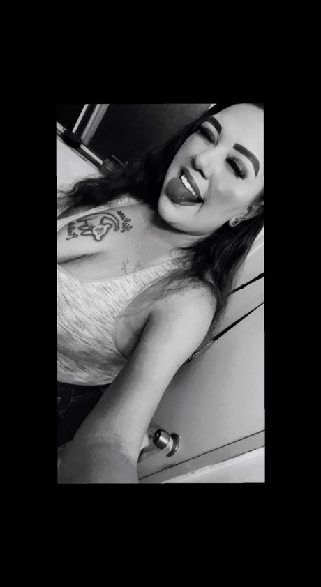 Nacktes geleaktes OnlyFans-Foto von Mixedmami55