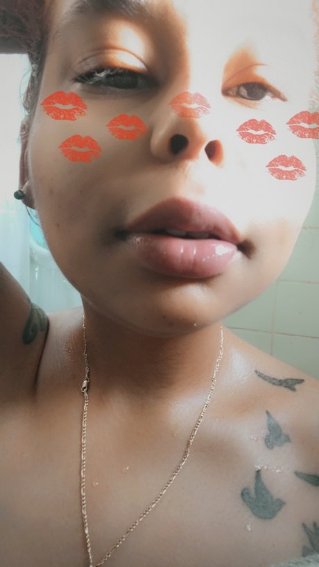 Nacktes geleaktes OnlyFans-Foto von Money Ash 