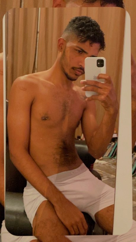 Nacktes geleaktes OnlyFans-Foto von Salomao Lopes