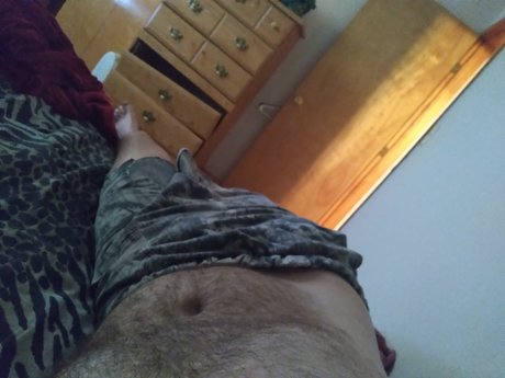 Nacktes geleaktes OnlyFans-Foto von Dirtydadbod