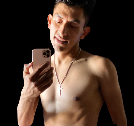 Nacktes geleaktes OnlyFans-Foto von Adolfo A G