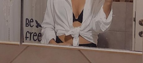Nacktes geleaktes OnlyFans-Foto von Hanna