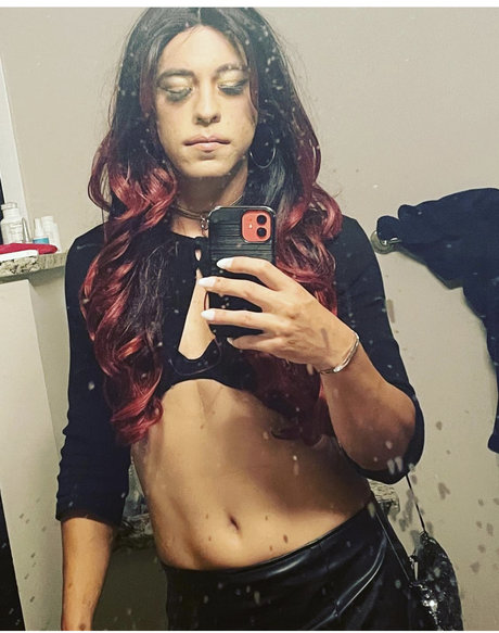 Nacktes geleaktes OnlyFans-Foto von Mikah