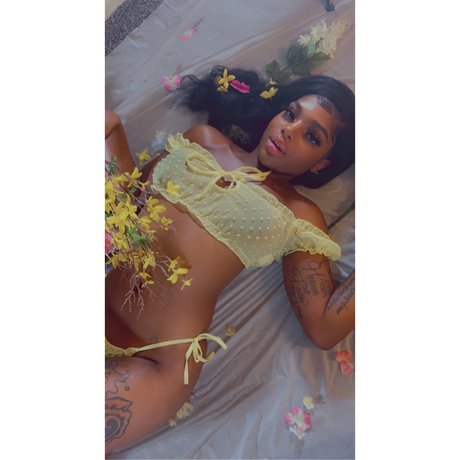 Nacktes geleaktes OnlyFans-Foto von Unique
