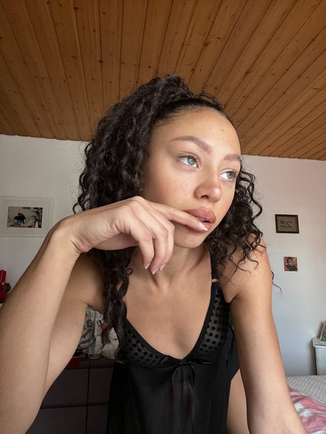Nacktes geleaktes OnlyFans-Foto von Imani