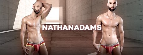 Nacktes geleaktes OnlyFans-Foto von Nathan Adams