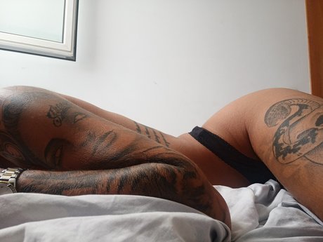 Nacktes geleaktes OnlyFans-Foto von Morenita Bombon