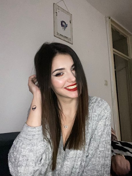Nacktes geleaktes OnlyFans-Foto von Callmebyourname
