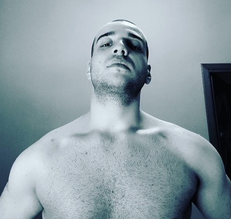 Nacktes geleaktes OnlyFans-Foto von Alfredo