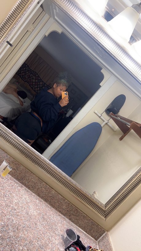 Nacktes geleaktes OnlyFans-Foto von Lexi