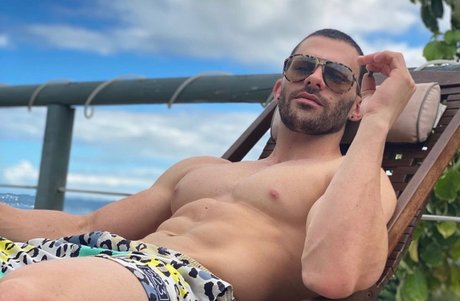 Nacktes geleaktes OnlyFans-Foto von Luis Hernandez