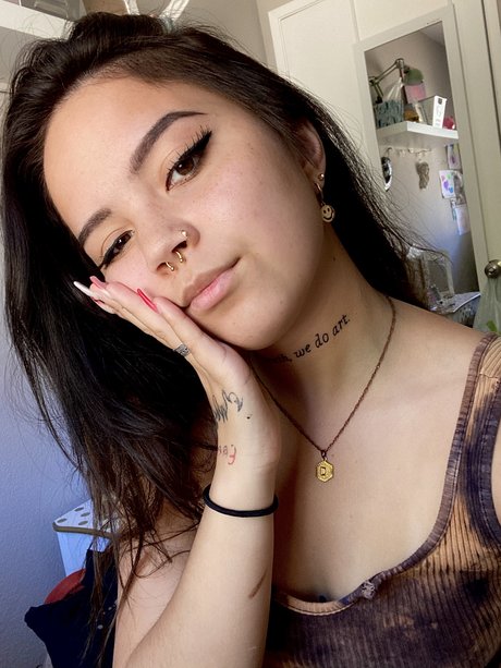 Nacktes geleaktes OnlyFans-Foto von Sher Rose