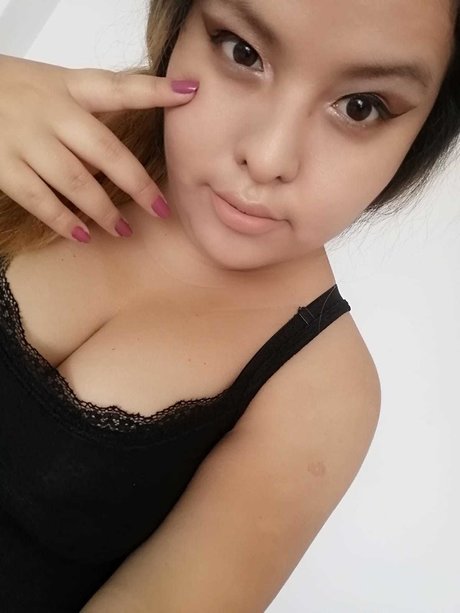 Nacktes geleaktes OnlyFans-Foto von Kiara
