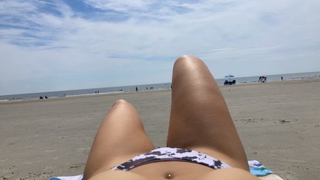 Nacktes geleaktes OnlyFans-Foto von Madz