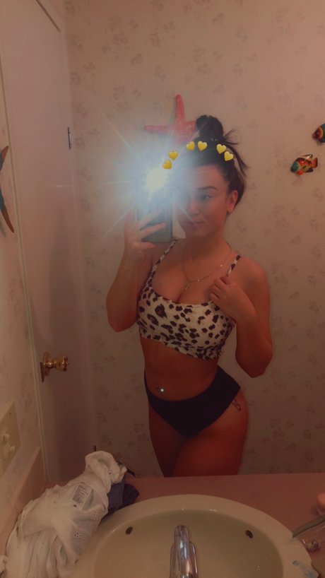 Nacktes geleaktes OnlyFans-Foto von Hannah Moerman