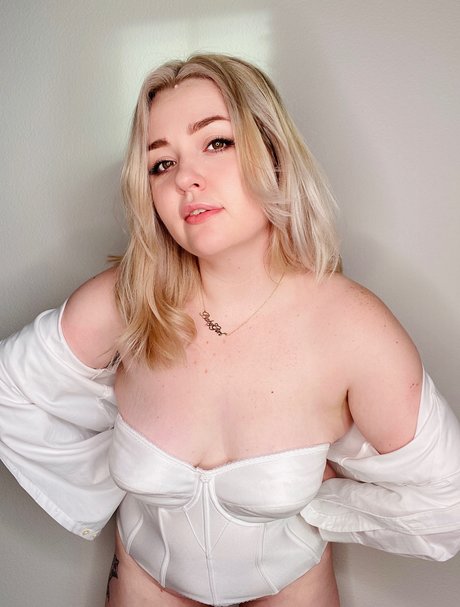 Nacktes geleaktes OnlyFans-Foto von Zoeskydiamonds