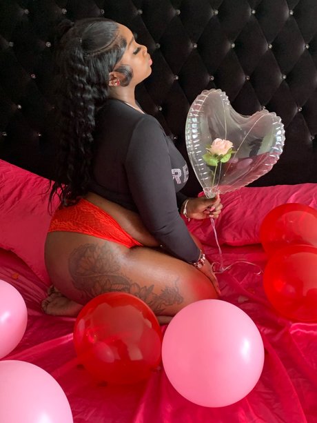 Nacktes geleaktes OnlyFans-Foto von Luuhtee