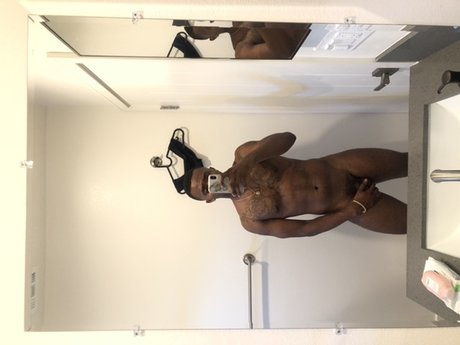 Nacktes geleaktes OnlyFans-Foto von Jason T