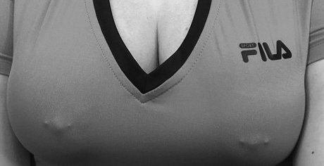 Nacktes geleaktes OnlyFans-Foto von Kenz