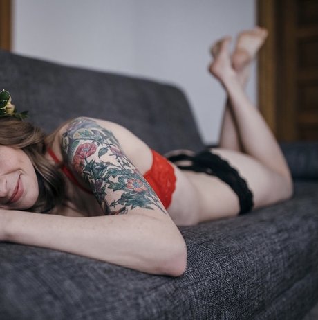 Nacktes geleaktes OnlyFans-Foto von Milky Maid